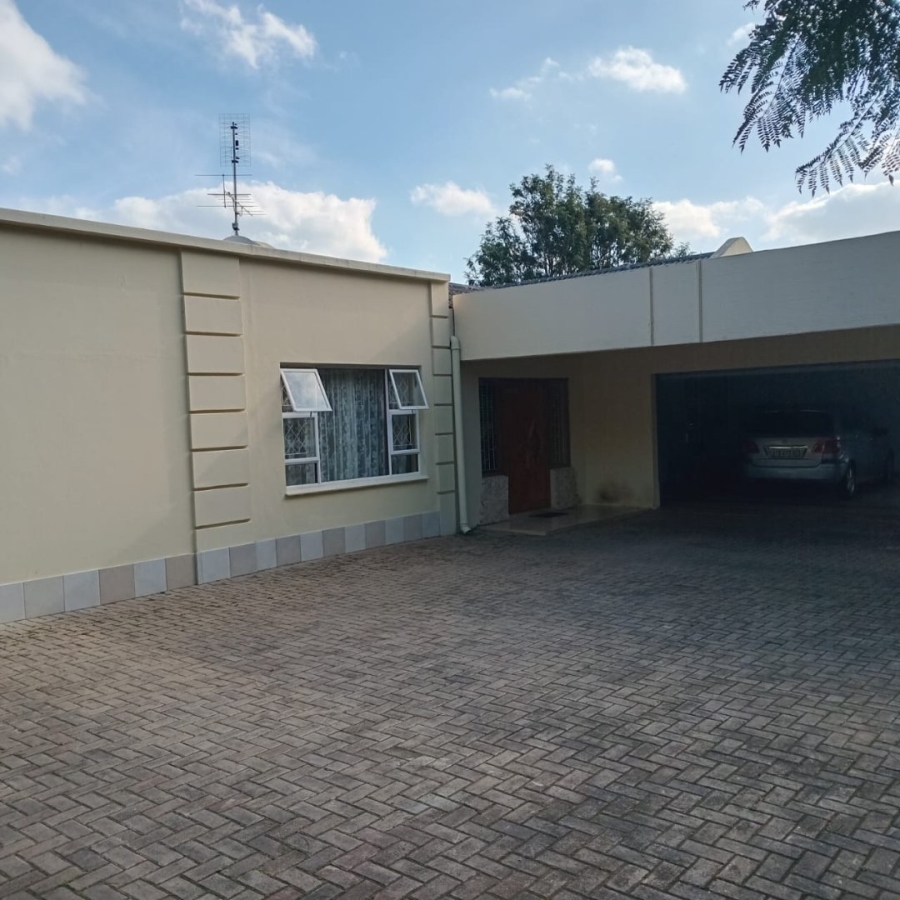 4 Bedroom Property for Sale in Dorchester Heights Eastern Cape